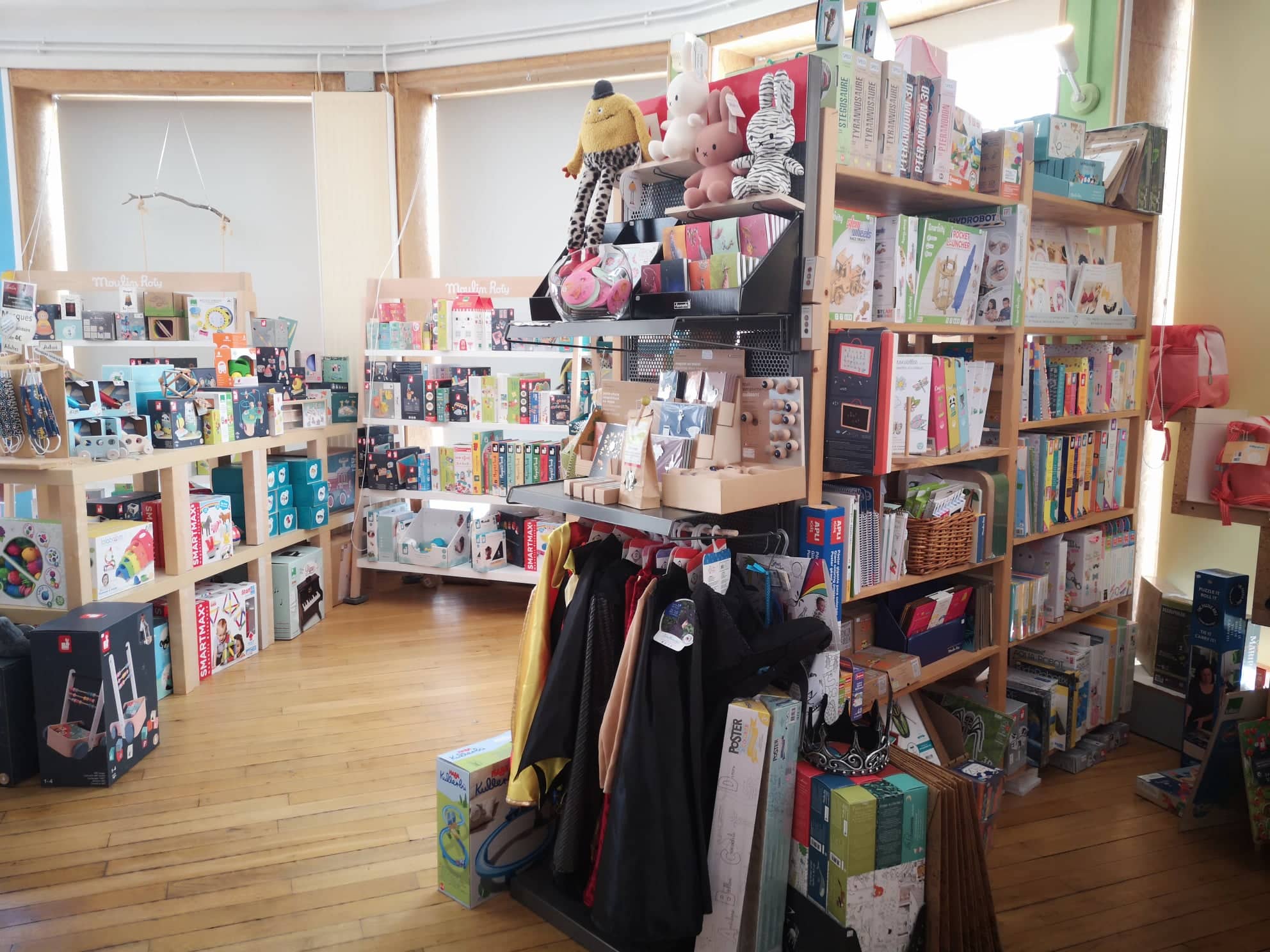 228300364_227149745958150_2958737856983069352_n